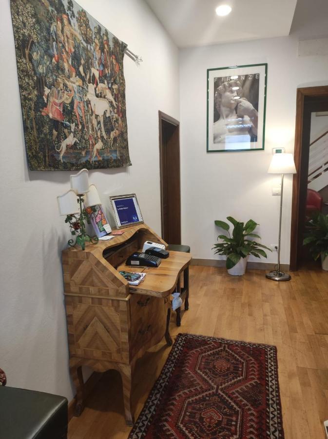 La Petite Maison Firenze Bagian luar foto