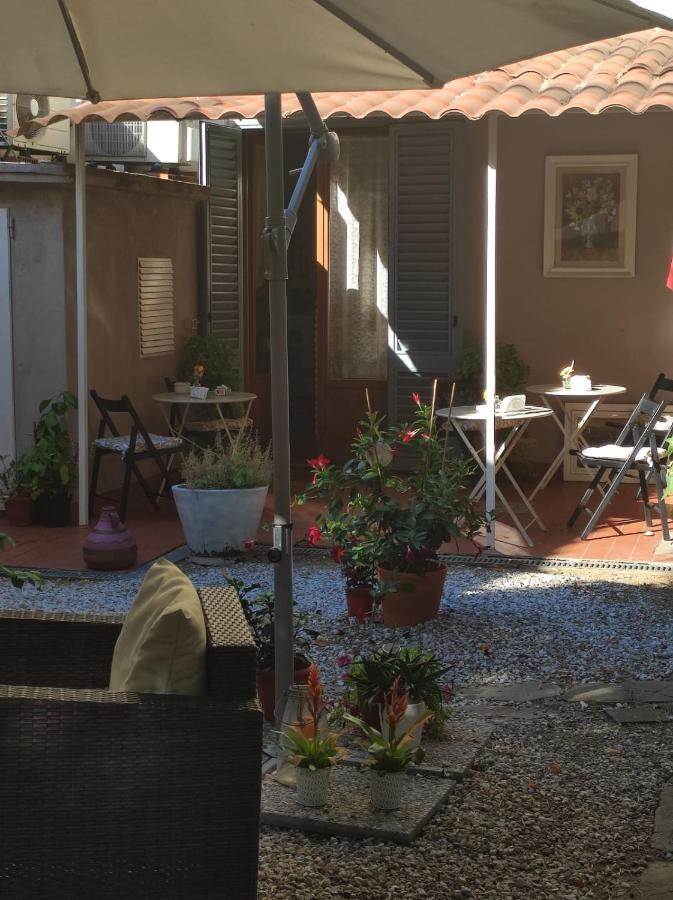 La Petite Maison Firenze Bagian luar foto